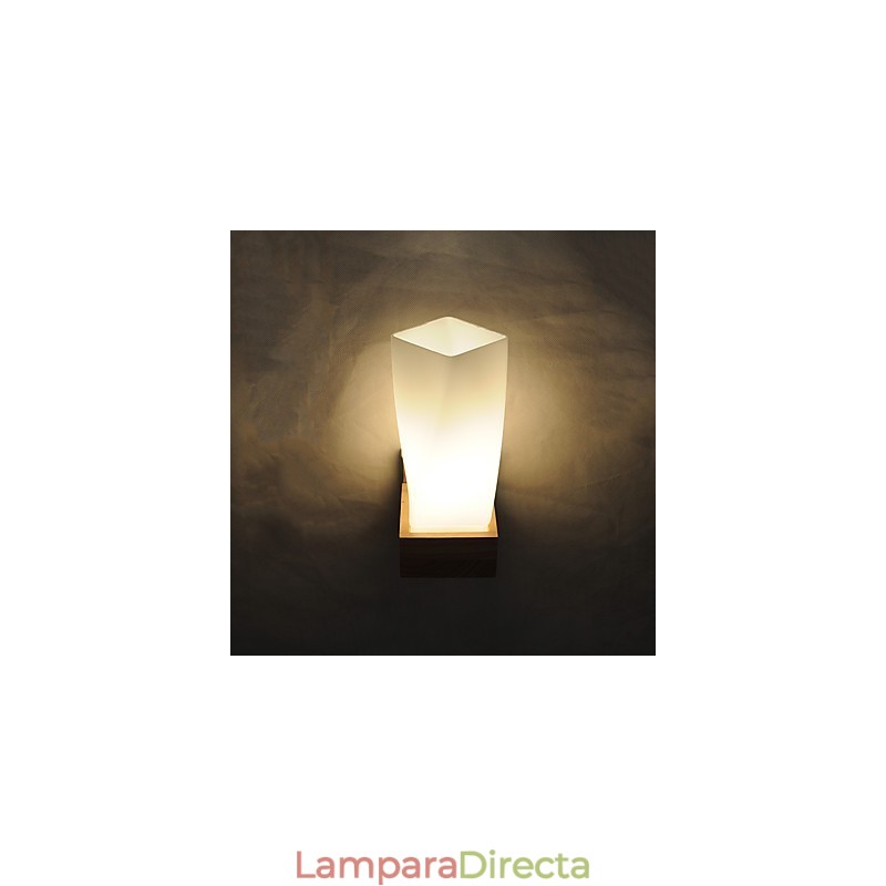 Apliques de pared modernos y contemporáneos para iluminación ascendente.