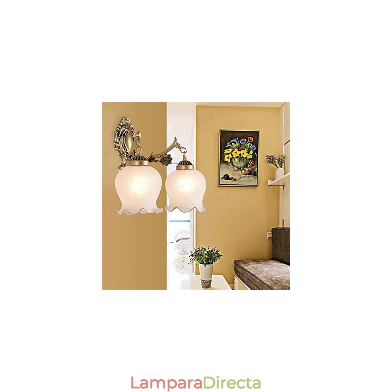Lámpara de pared moderna y contemporánea con protección ocular y acabado galvanizado para brazo oscilante.