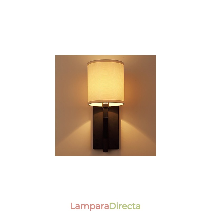 Pintura contemporánea moderna integrada para apliques de pared con luz ambiental.