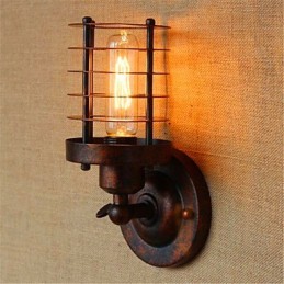 Aplique de pared rústico de latón antiguo estilo campestre para iluminación ambiental.