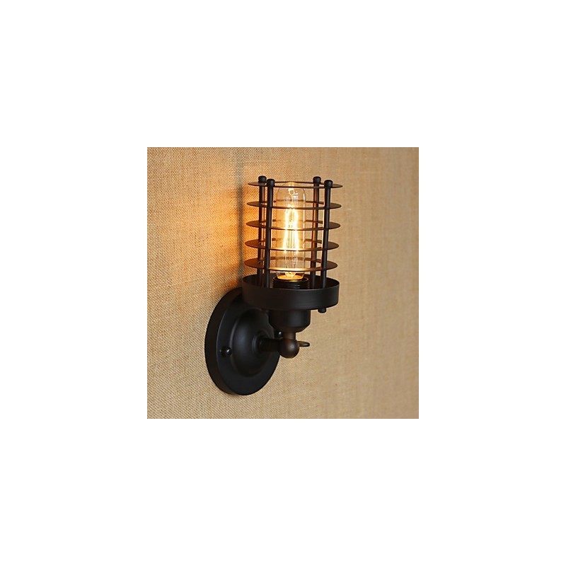Aplique de pared rústico de latón antiguo estilo campestre para iluminación ambiental.