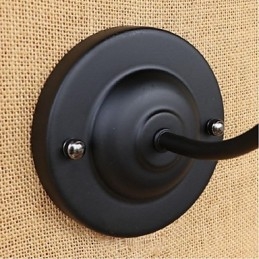 Aplique de pared rústico plateado con luz empotrada