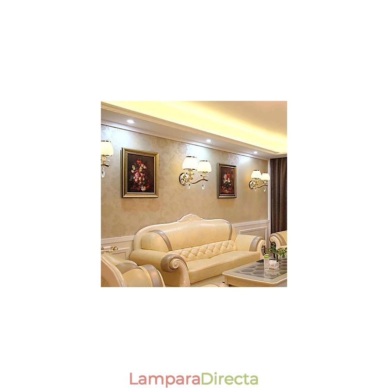 Apliques de pared con iluminación ambiental de cristal, modernos y contemporáneos, con acabado galvanizado.