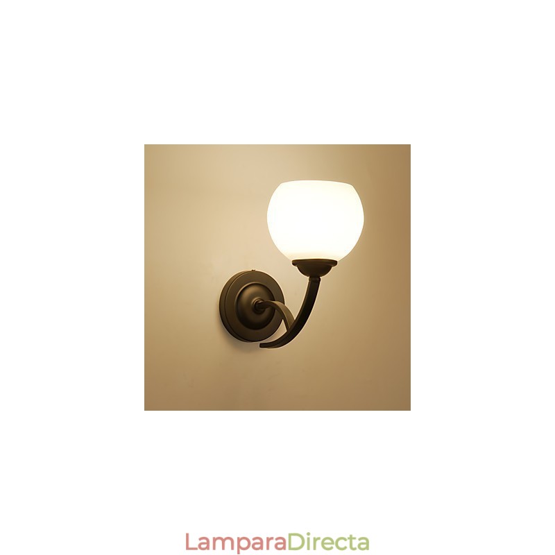 Apliques de pared con luz ambiental y pintura contemporánea moderna