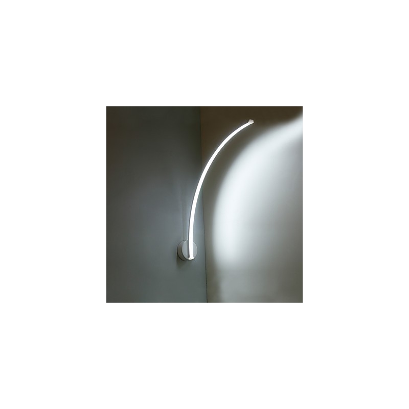 Pintura integrada, simple, tradicional, concisa, clásica, moderna y contemporánea, característica para la luz ambiental.