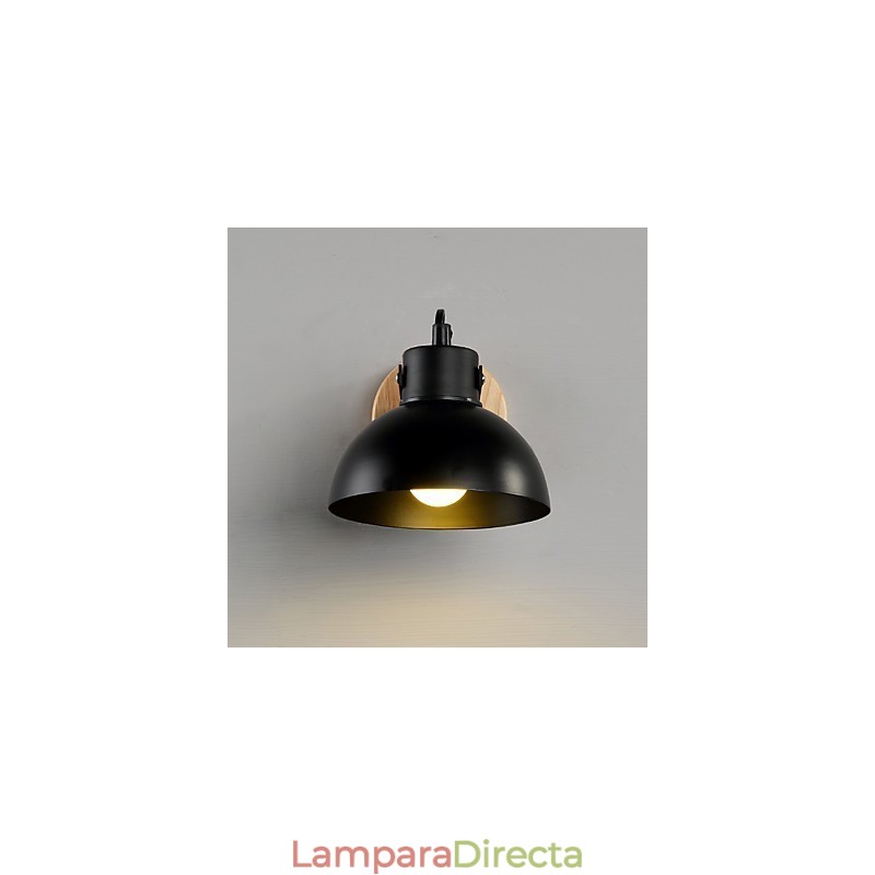Aplique de pared con pintura rústica clásica tradicional para iluminación ambiental.