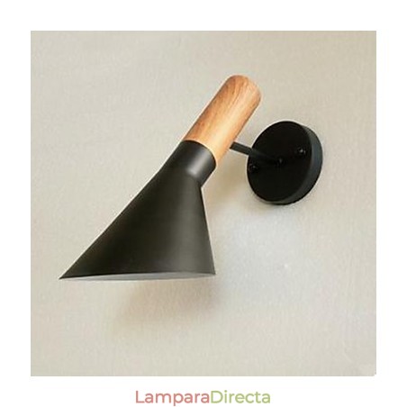 Lámpara de pared moderna y sencilla de hierro forjado con imitación de madera para sala de estar Lámpara de pared moderna y sencilla de hierro forjado con imitación de madera para sala de estar