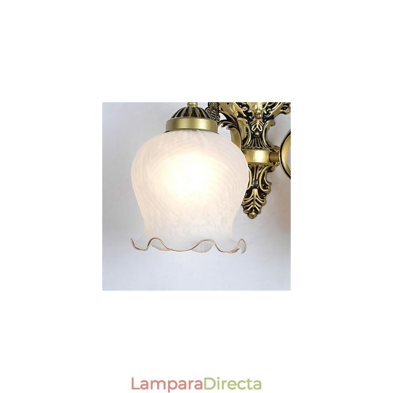 Lámpara de pared moderna y contemporánea con protección ocular y acabado galvanizado para brazo oscilante.