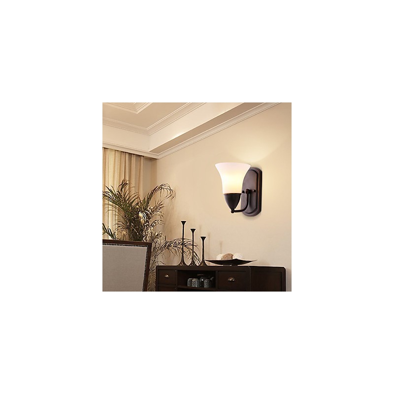 Apliques de pared con luz ambiental de estilo rústico Lodge con acabado en óxido negro para protección ocular.