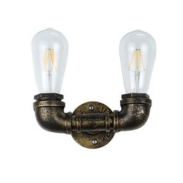 Lámpara de pared rústica tradicional clásica de latón antiguo para iluminación ambiental.