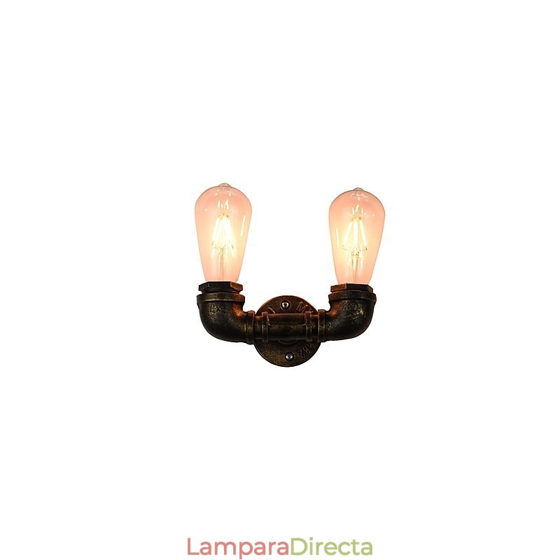 Lámpara de pared rústica tradicional clásica de latón antiguo para iluminación ambiental.
