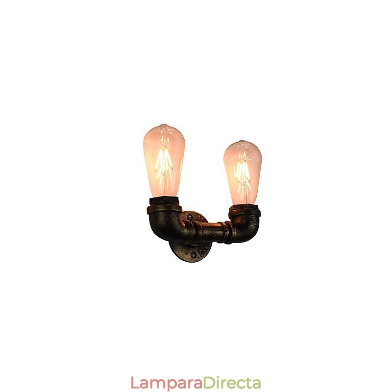 Lámpara de pared rústica tradicional clásica de latón antiguo para iluminación ambiental.