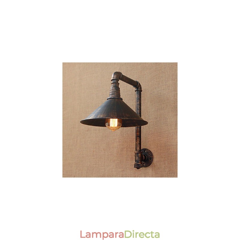 Aplique de pared rústico de latón antiguo estilo campestre para iluminación ambiental.