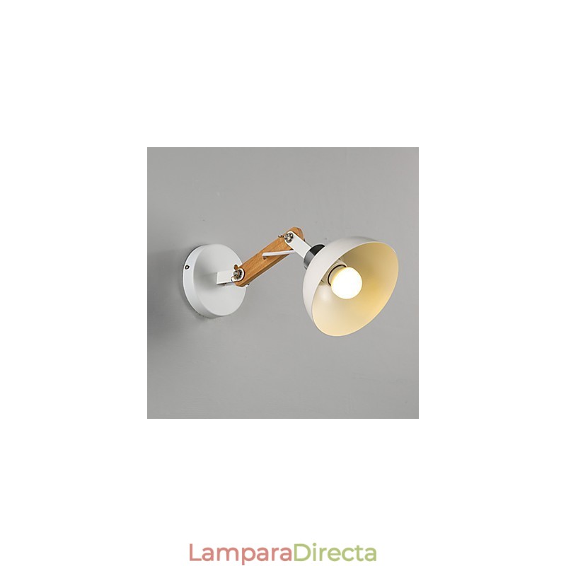 Apliques de pared con luz ambiental, pintura rústica clásica tradicional de estilo campestre.
