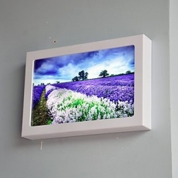 Pintura contemporánea moderna integrada para apliques de pared con luz ambiental.