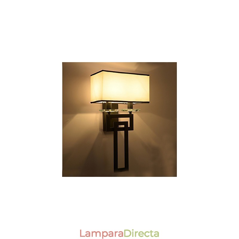 Pintura contemporánea moderna integrada para apliques de pared con luz ambiental.