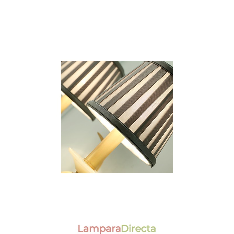 Aplique de pared de latón clásico, tradicional y de estilo campestre, ideal para iluminar desde arriba en estilo mini.