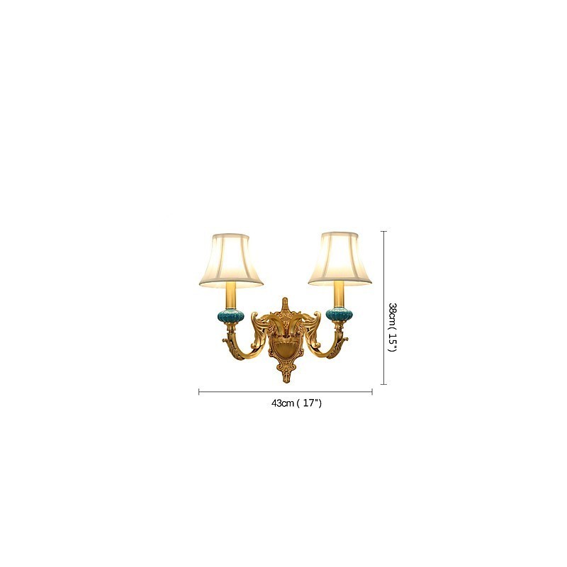 Aplique de pared de latón clásico, tradicional y de estilo campestre, ideal para iluminar desde arriba en estilo mini.