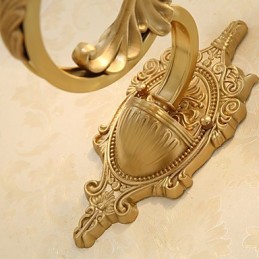Aplique de pared de latón clásico, tradicional y de estilo campestre, ideal para iluminar desde arriba en estilo mini.