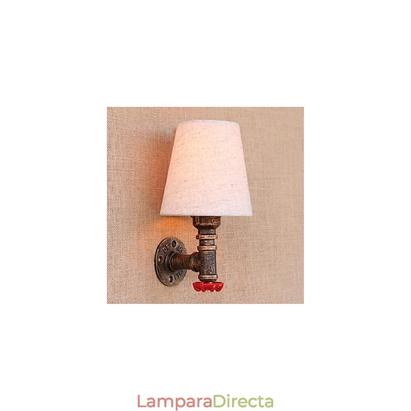 Aplique de pared de latón rústico Lodge para iluminación ambiental.