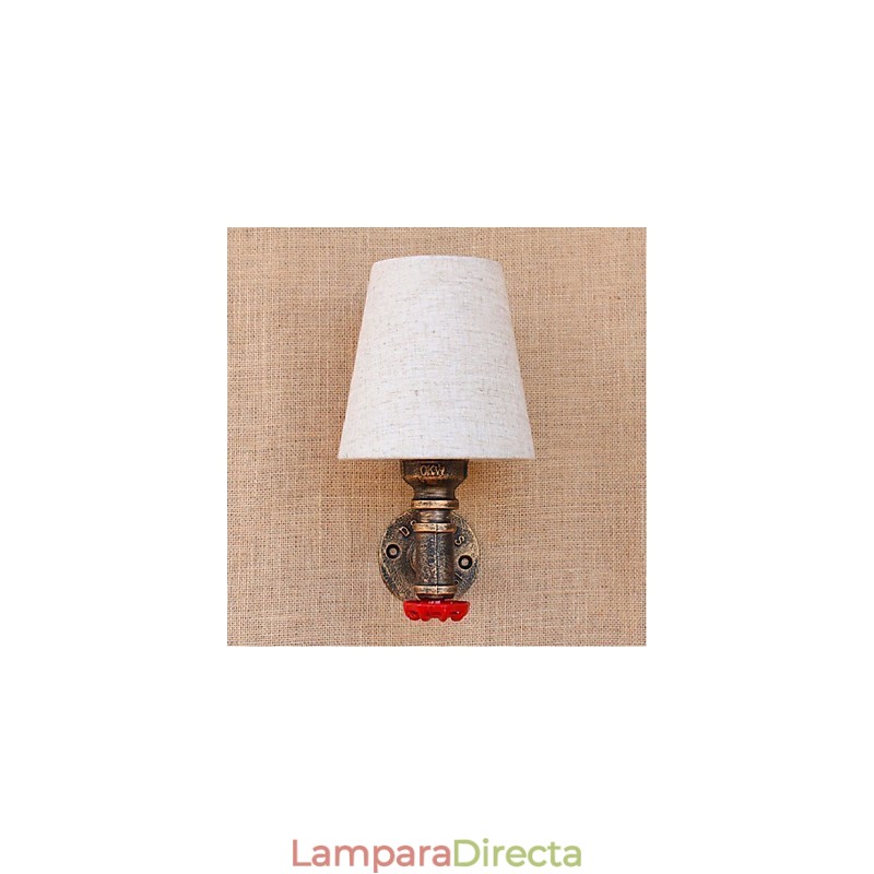 Aplique de pared de latón rústico Lodge para iluminación ambiental.