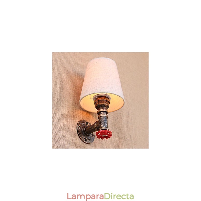 Aplique de pared de latón rústico Lodge para iluminación ambiental.