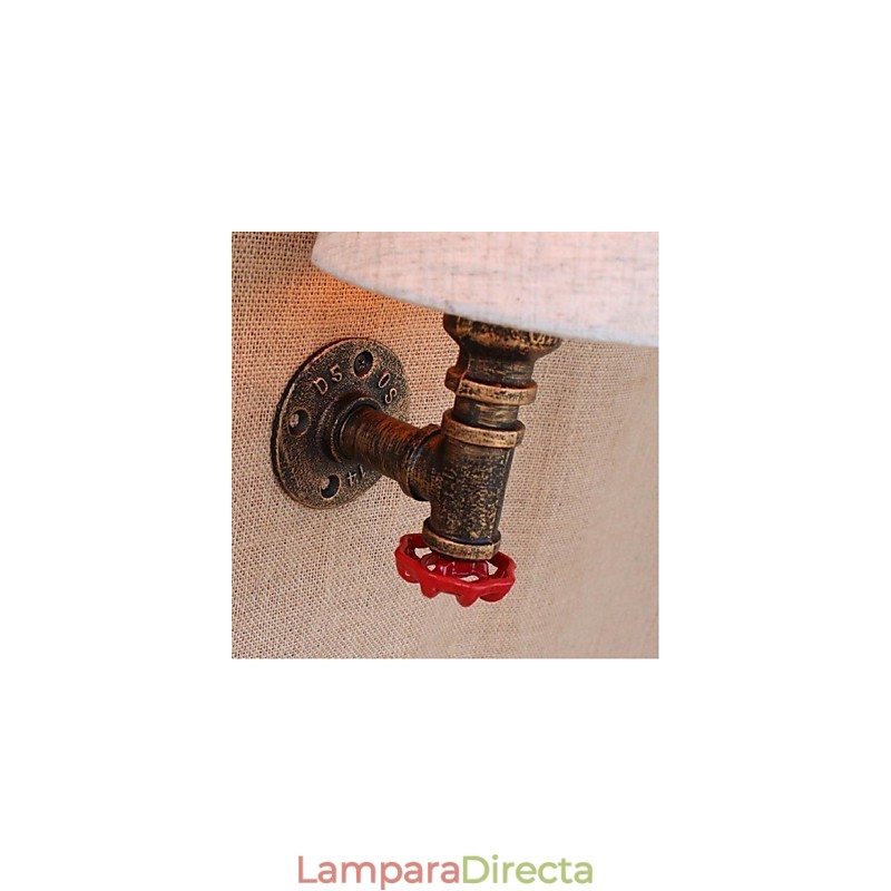 Aplique de pared de latón rústico Lodge para iluminación ambiental.