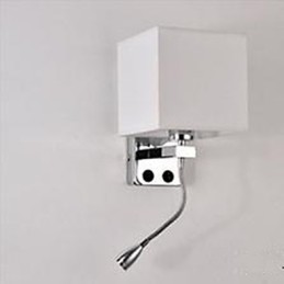 Lámpara de noche moderna con diseño creativo de tela para pasillo y balcón en la habitación de un hotel.