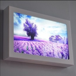 Pintura contemporánea moderna integrada para apliques de pared con luz ambiental.