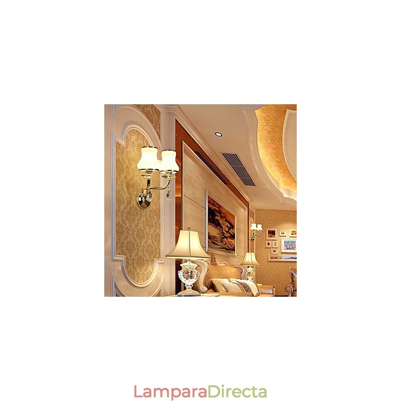 Apliques de pared con iluminación ambiental de cristal, modernos y contemporáneos, con acabado galvanizado.