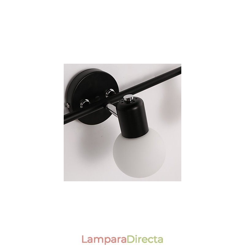 Lámpara de pared de baño con iluminación empotrada de estilo rústico galvanizado.