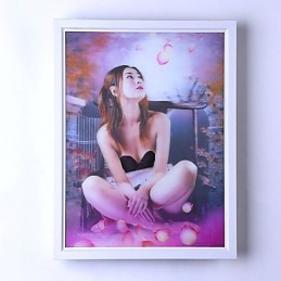 Pintura contemporánea moderna integrada para apliques de pared con luz ambiental.