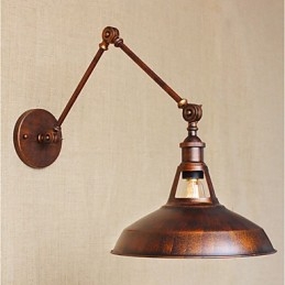 Aplique de pared plegable retráctil nostálgico industrial retro de brazo largo con aspecto oxidado.