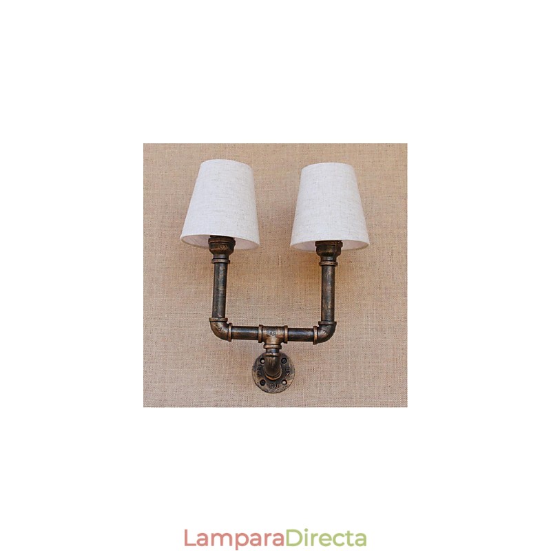 Aplique de pared de latón rústico Lodge para iluminación ambiental.