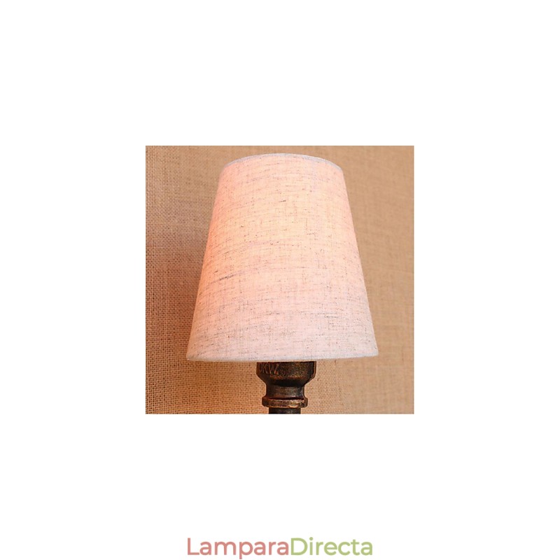 Aplique de pared de latón rústico Lodge para iluminación ambiental.