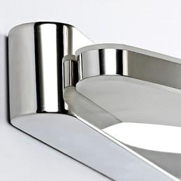 Aplique de pared moderno y contemporáneo en cromo para iluminación ambiental de baño.