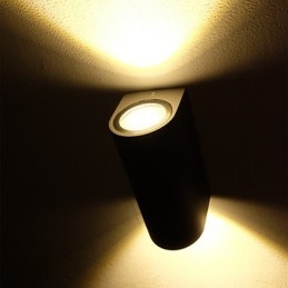 Apliques de pared con luz ambiental, acabado en óxido negro, estilo campestre moderno y contemporáneo.