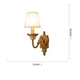 Aplique de pared de latón clásico, tradicional y de estilo campestre, ideal para iluminar desde arriba en estilo mini.