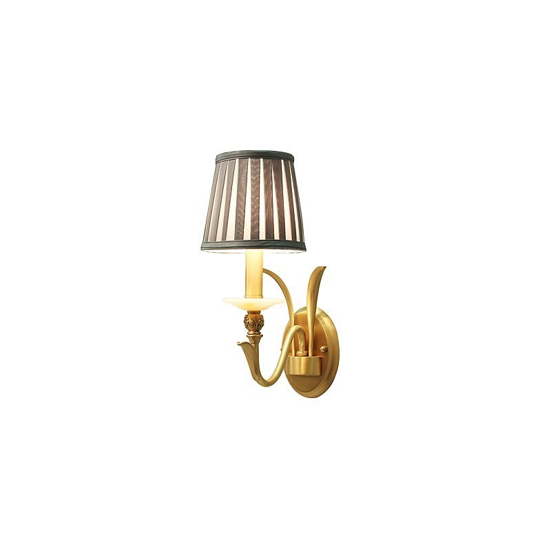 Aplique de pared de latón clásico, tradicional y de estilo campestre, ideal para iluminar desde arriba en estilo mini.