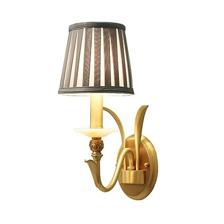 Aplique de pared de latón clásico, tradicional y de estilo campestre, ideal para iluminar desde arriba en estilo mini. Aplique de pared de latón clásico, tradicional y de estilo campestre, ideal para iluminar desde arriba en estilo mini.