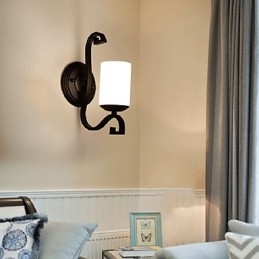 Pintura contemporánea moderna para apliques de pared con luz ambiental.