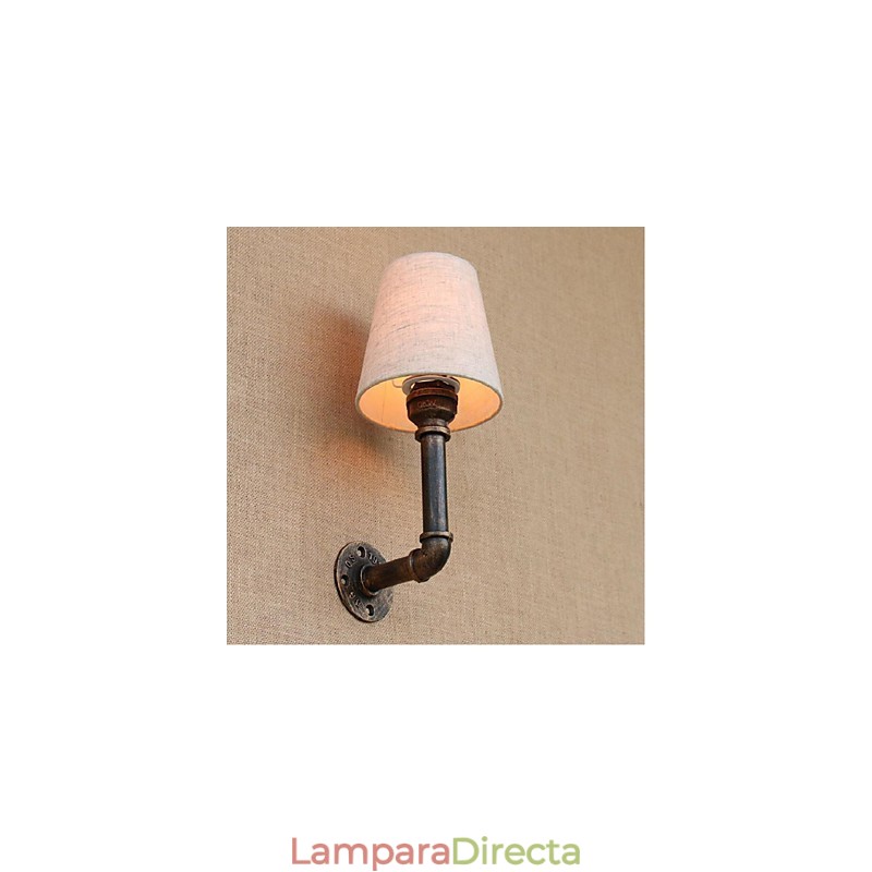 Aplique de pared de latón rústico Lodge para iluminación ambiental.