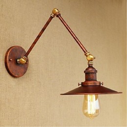 Aplique de pared plegable retráctil nostálgico industrial retro de brazo largo con aspecto oxidado.
