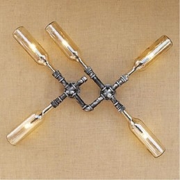 Apliques de pared con luz ambiental de estilo rústico tipo cabaña.