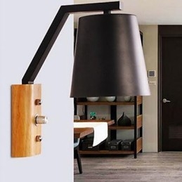 Lámpara de cama de hierro y madera cálida con personalidad creativa y interruptor para estudio en pasillo nórdico