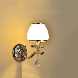 Apliques de pared con iluminación ambiental de cristal, modernos y contemporáneos, con acabado galvanizado.