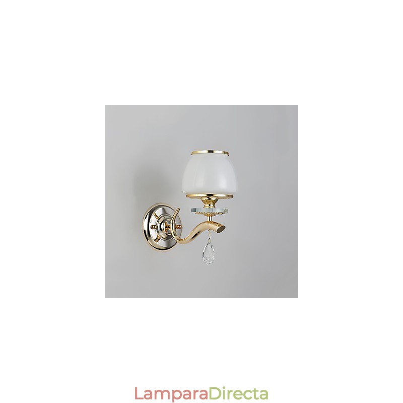 Apliques de pared con iluminación ambiental de cristal, modernos y contemporáneos, con acabado galvanizado.