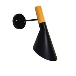 Aplique de pared con pintura clásica tradicional de estilo rústico para iluminación empotrada.