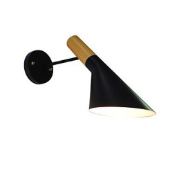 Aplique de pared con pintura clásica tradicional de estilo rústico para iluminación empotrada.
