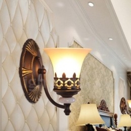 Apliques de pared de metal para interiores, de una sola luz, tradicionales, clásicos, para sala de estar, comedor y dormitorio.